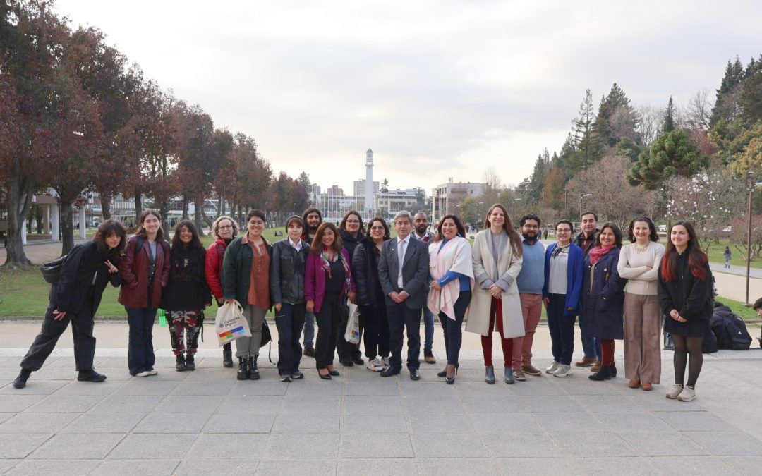 UdeC reconoce a las creaciones más destacadas sobre diversidad sexual y género en premiación del “I Concurso de Poesía Disidente”