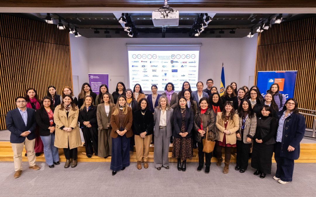 UdeC y SernamEG abordan los desafíos y oportunidades para fortalecer la participación de mujeres en cargos de jefatura y toma de decisiones